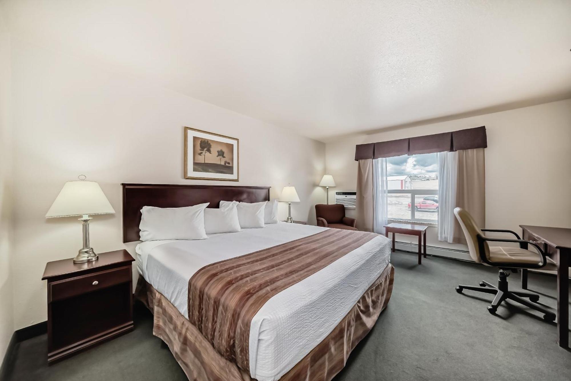 Grande Cache Inn & Suites エクステリア 写真