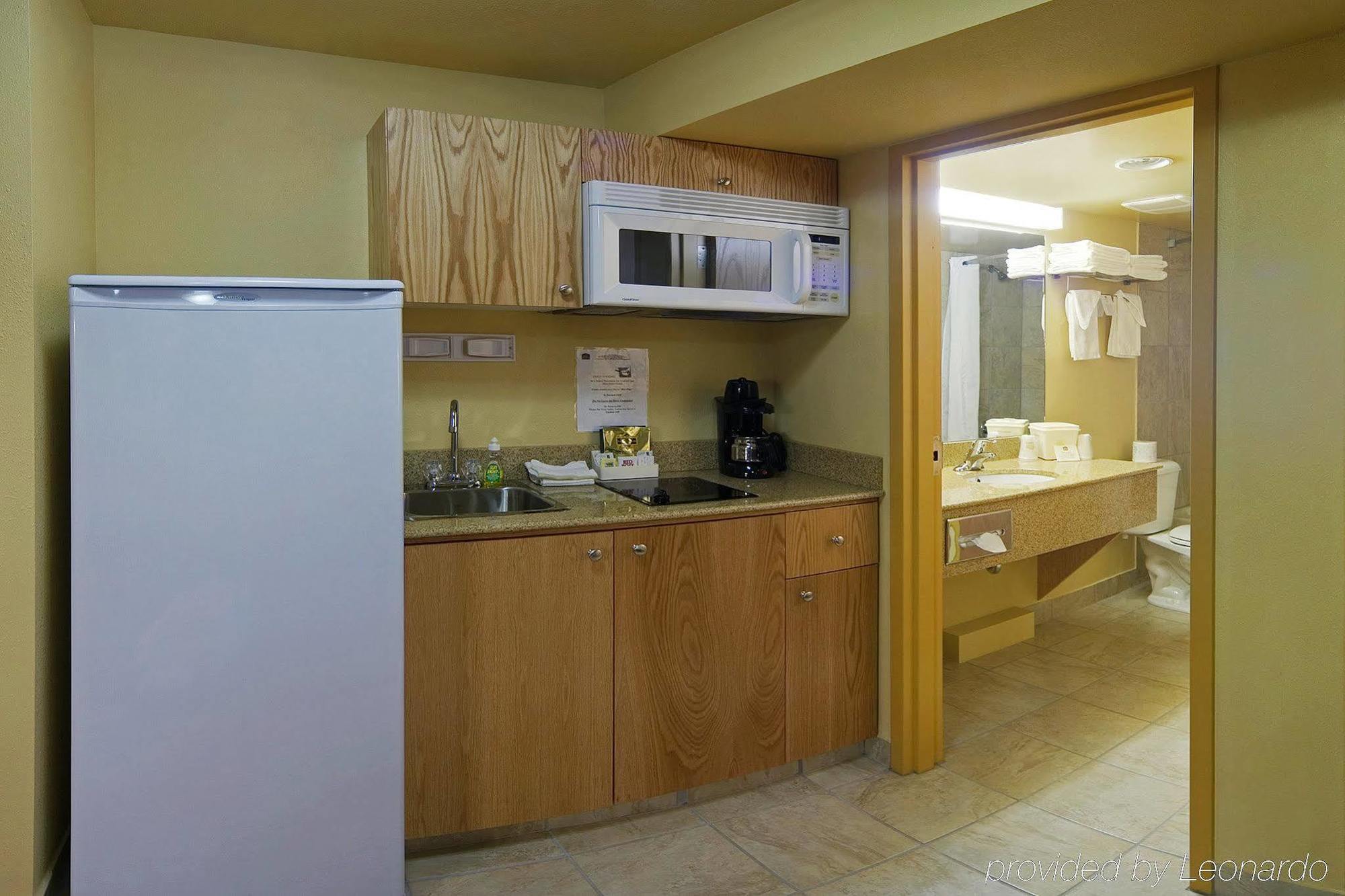 Grande Cache Inn & Suites 部屋 写真